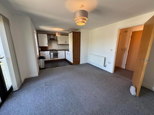 50 Skye Buildings, Drumadoon Square, Belfast, BT16 2QN - Photo 1