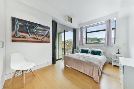 3 bedroom flat to rent - Photo 2