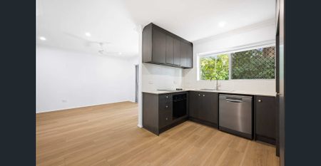 Freshly renovated retreat - Photo 3