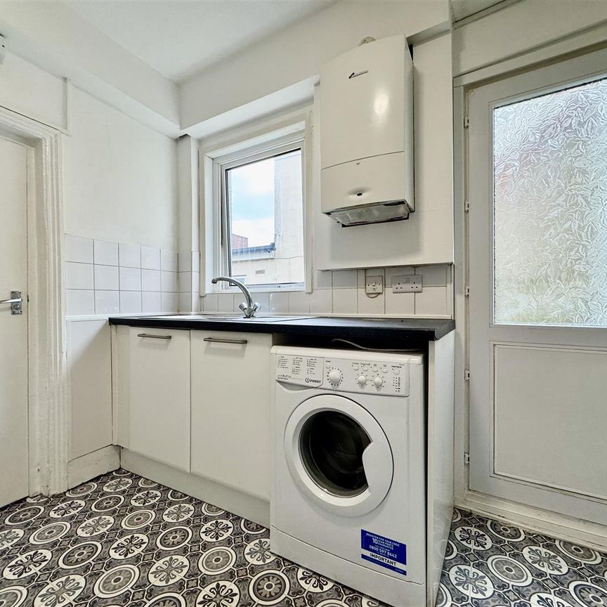 Windsor Road, Bexhill-On-Sea, TN39 3PE - Photo 1