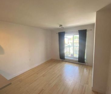 1 CH - 1 SDB - Montréal - $1,195 /mo - Photo 2