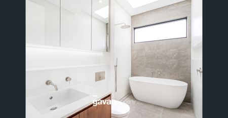 Contemporary Luxury | Brand New Townhouse - Photo 4