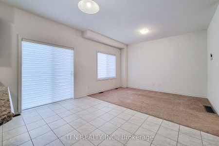 Detached Home For Lease | X8125256 - Photo 2