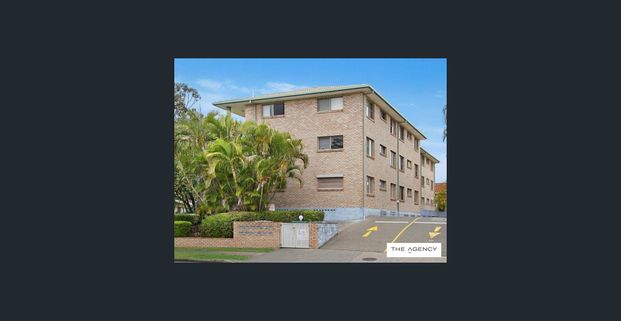 Neat & Tidy 2 Bedroom Apartment with Secure Parking - Photo 1