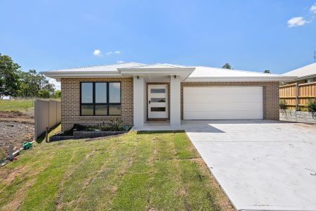 82 Wicklow Road, Chisholm. - Photo 4