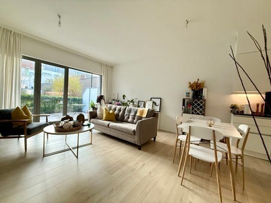 Appartement te huur - Photo 1