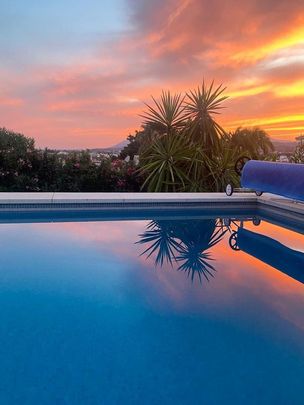 Luxury Villa for rent in Nueva Andalucia, Spain - Photo 1