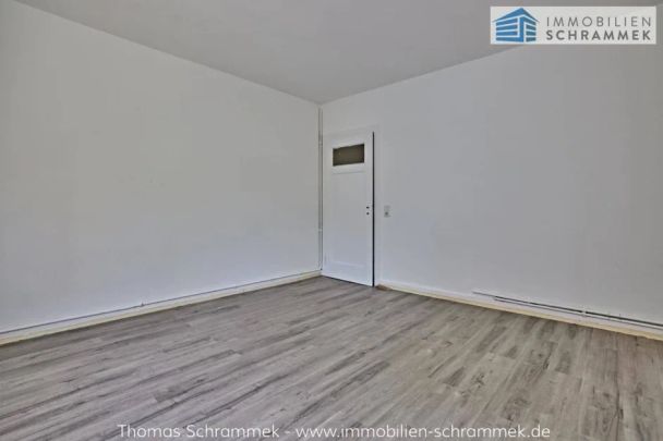 RUHIGE LAGE IN ISERLOHN DÖRDEL - 2 ZIMMER-ETAGENWOHNUNG MIT GROSSER KÜCHE UND BALKON - Photo 1