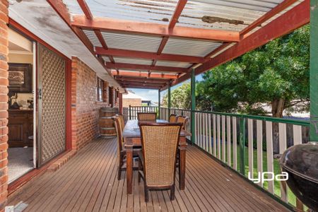 Charming Family Home with Great backyard and Entertainer's Deck - Photo 3