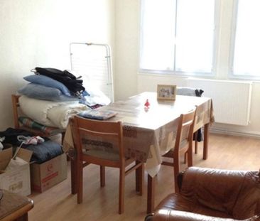 Location Appartement 2 pièces 39 m2 à Saint-Quentin - Photo 3