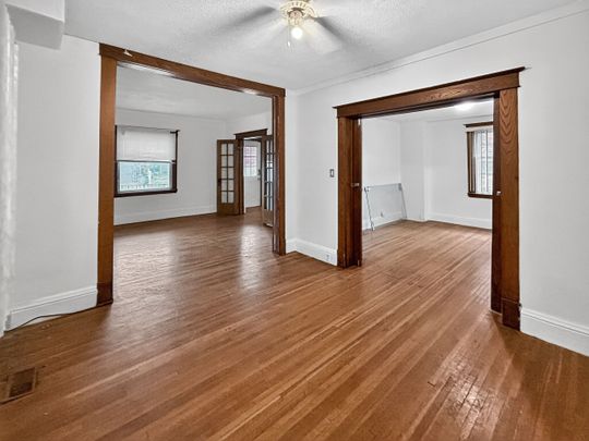 For Lease - 303 Merritt Street, St. Catharines, Ontario - Photo 1