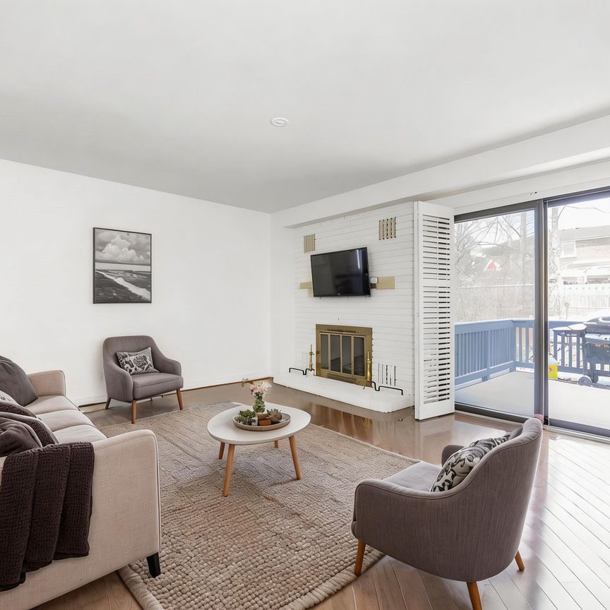 For Lease - 51 Chiefswood Square Unit# Upper, Toronto, Ontario - Photo 1