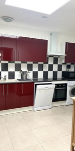 Location Appartement 3 pièces 68m² CROIX 59170 - Photo 3