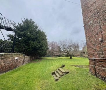 Studio to rent - Photo 6