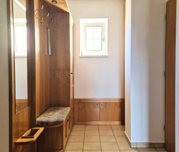 Wohnen wie im Schloss! Großzügige, stilvolle 2-Zimmer-Wohnung mit B... - Photo 6