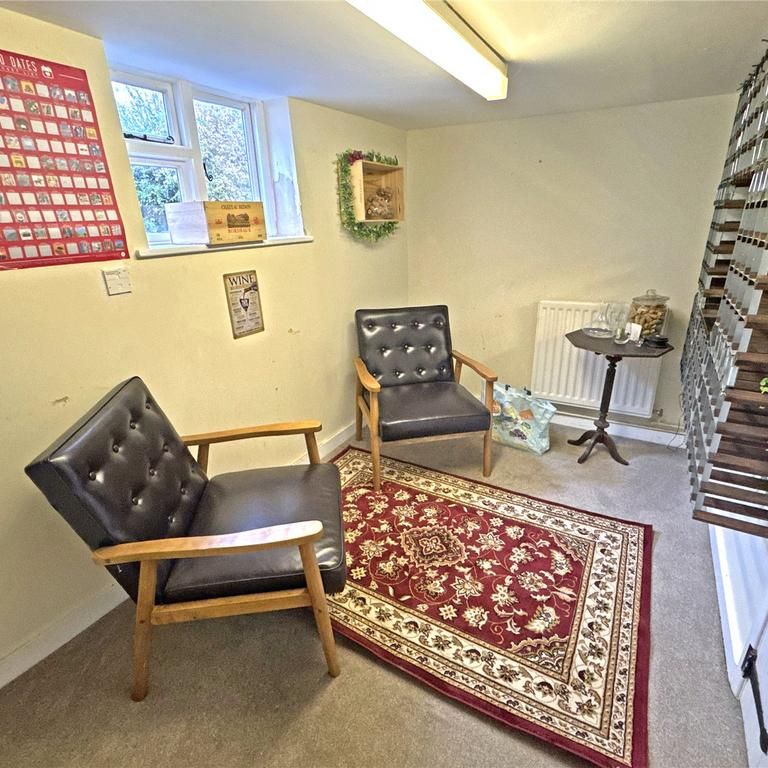 4 bedroom detached house to rent - Photo 1