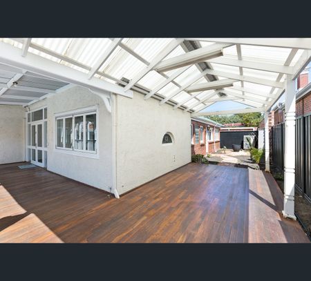 136 Vincent Street, North Perth, WA 6006 - Photo 3