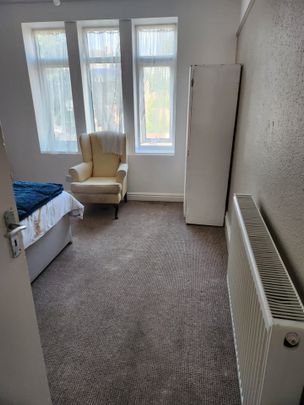 Room in a Shared Flat, Wellgate, S60 - Photo 1