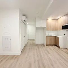 1 room apartment of 49m² in Quebec - Photo 2