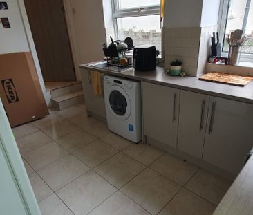 Flat 1, 20 Tewkesbury Street, Cathays, Cardiff, CF24 4QQ - Photo 6