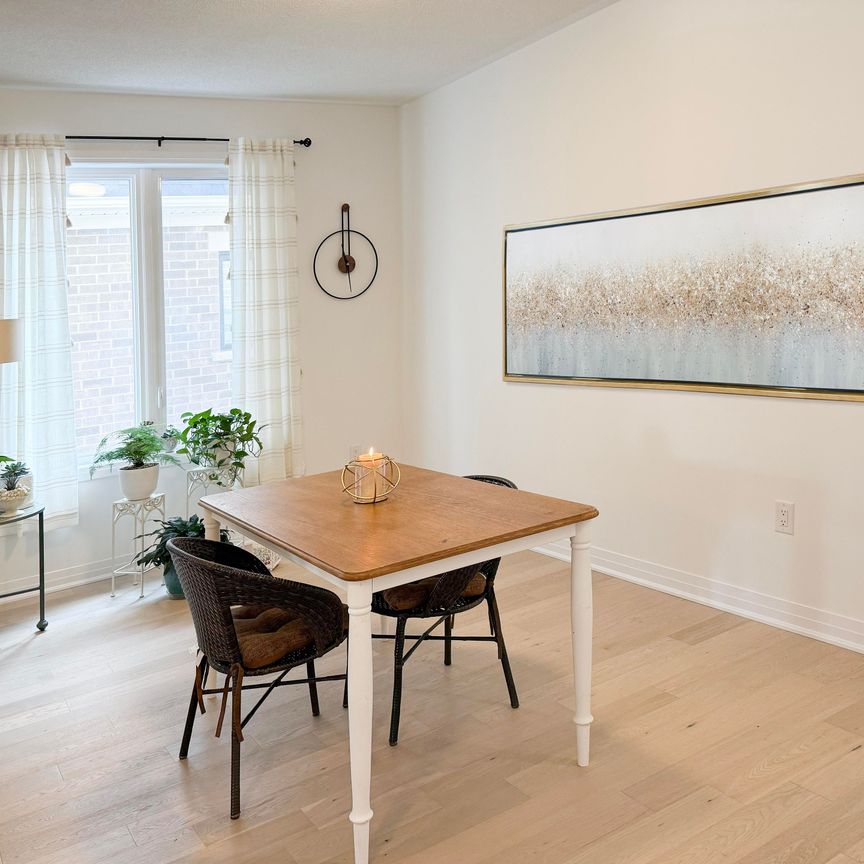 For Lease - 3272 Sixth Line Unit# Bedroom B, Oakville, Ontario - Photo 1