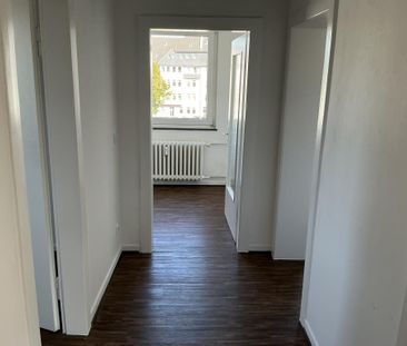 Schöne und einzugsbereite 3-Zimmer-Wohnung in Hagen Wehringhausen a... - Photo 4