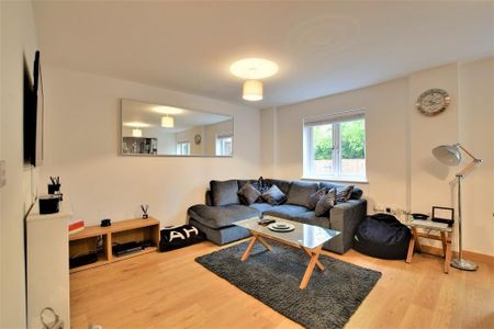 2 bedroom apartment to rent - Photo 3