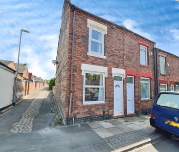 2 bedroom end of terrace house to rent - Photo 1