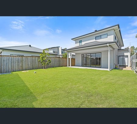 15 Beckworth Drive, Gledswood Hills, NSW 2557 - Photo 4