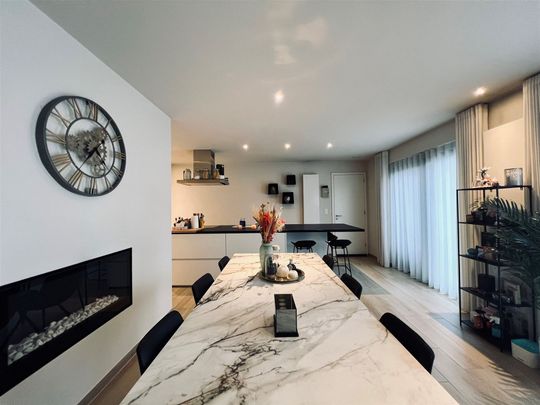 Modern luxueus appartement met tuin en garage - Photo 1