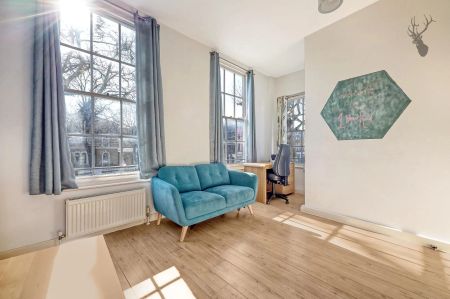 1 Bedroom Flat - First Floor - Photo 2
