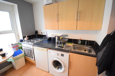 1 bedroom flat to rent - Photo 4