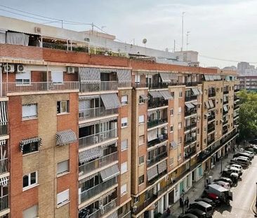 Carrer del Bisbe Jaume Pérez, Valencia, Valencian Community 46006 - Photo 5