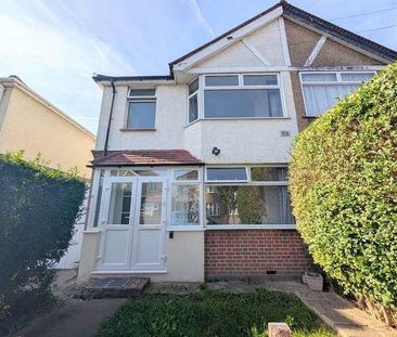 Buckingham Avenue, Feltham, TW14 - Photo 2