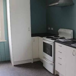 Gorgeous villa in excellent location - Photo 2