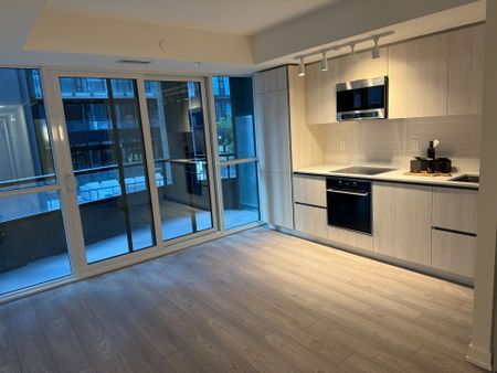 For Lease - 110 Broadway Avenue Unit# 307, Toronto, Ontario - Photo 2