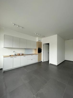 Appartement te huur - Photo 1