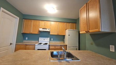 For Lease - 1 Chippenham Lane Unit# COACH HOUSE, Markham, Ontario - Photo 3