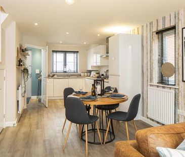2 bedroom semi-detached house to rent - Photo 5