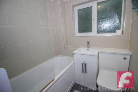 2 bedroom maisonette to rent - Photo 3