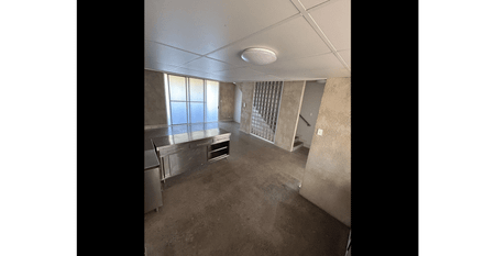 4 Bedroom Townhouse for rent - Photo 4