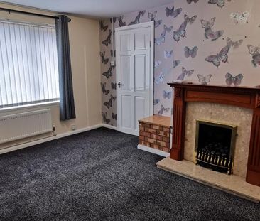2 bedroom semi-detached house to rent - Photo 2