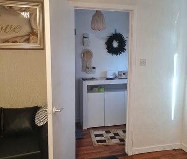 3 Bed Semi-Detached House, Elder Street, G51 - Photo 4