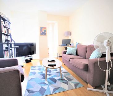Axminster Road, London - Photo 2