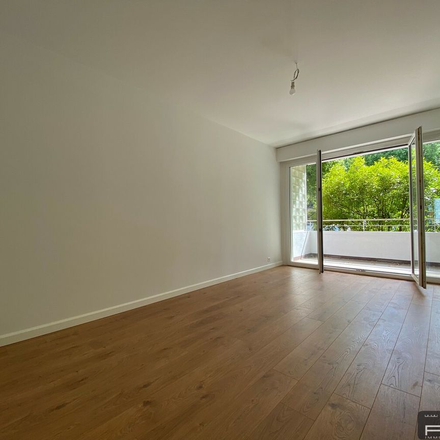 Très beau 6 pièces rénové avec 4 chambres et 2 balcons à Lancy - Foto 1