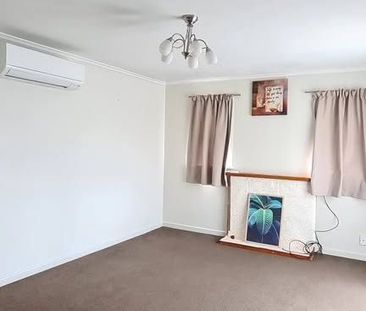 Conveniently Located 3 Bedroom Home - Photo 4