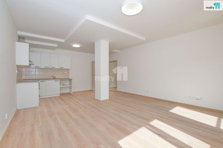 Pronájem bytu 2+kk 74 m² - Fotografie 4