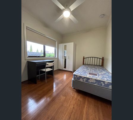 2/108 (R2) Wellington Road, Clayton, Vic 3168 - Photo 1