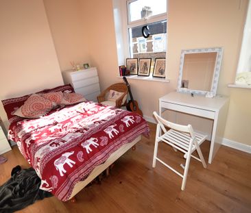 Robert Street, Cathays - Photo 2