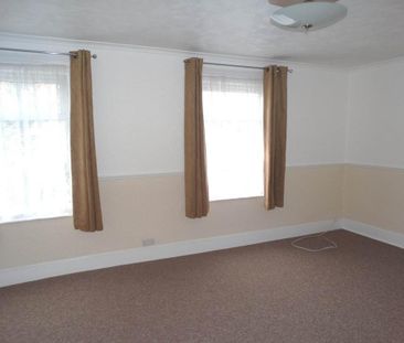 2 bedroom maisonette to rent - Photo 5